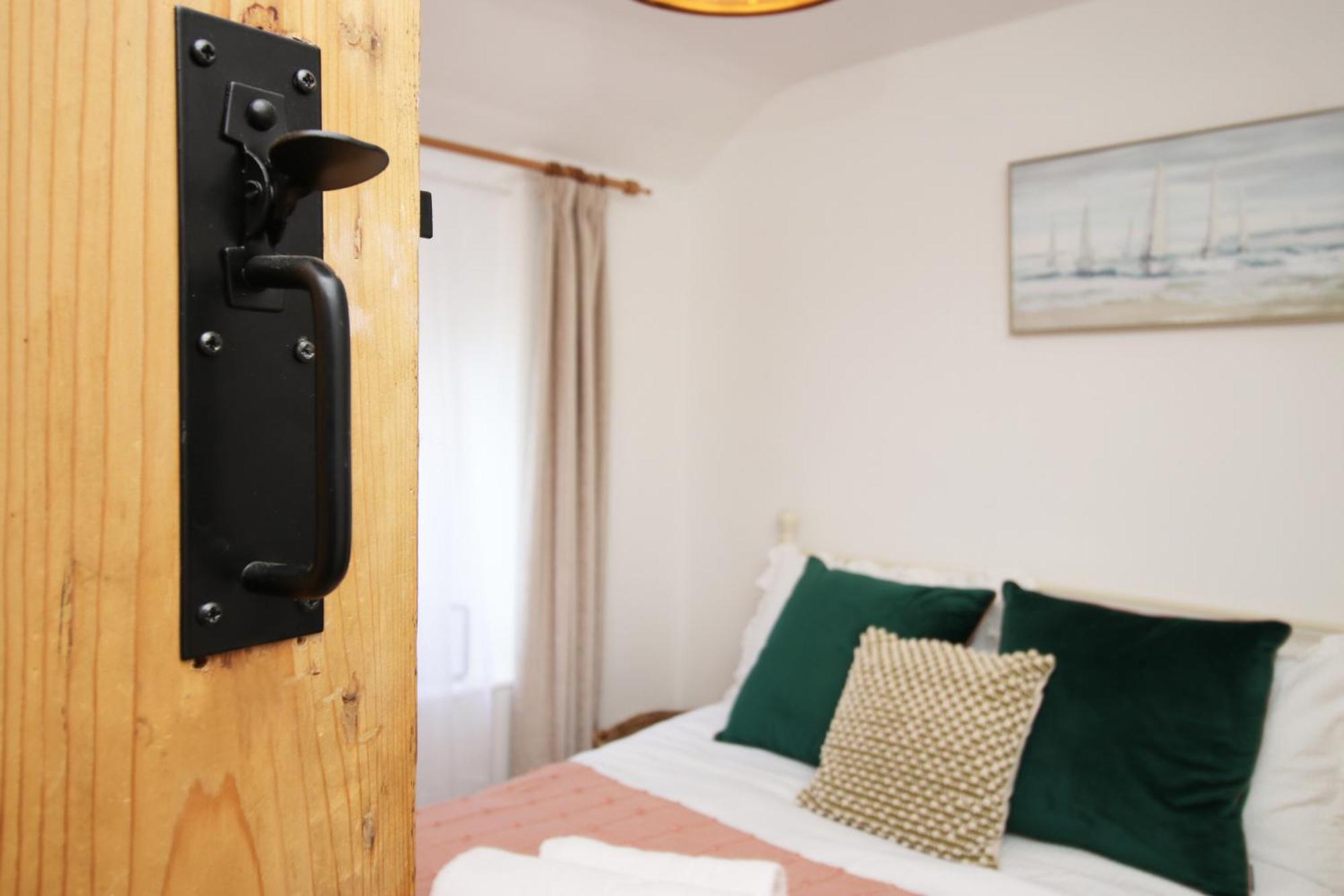 Little Gem In The Mumbles! Fishermans Cottage With Log Burner, Dog Friendly And Welcome Breakfast Hamper! Luaran gambar
